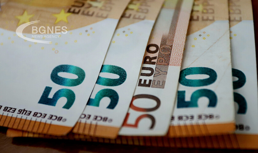ECB surveys Europeans on new themes for euro banknotes