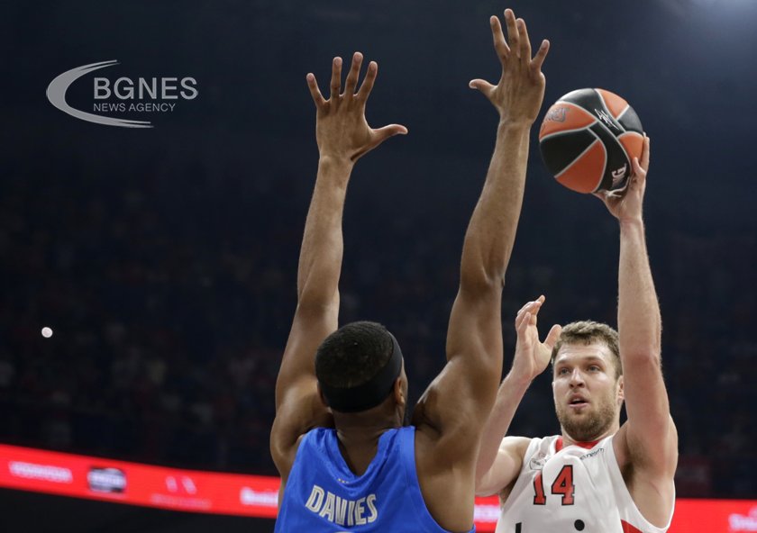 Vezenkov impresses with 8 minutes and 6 points in victory over OKC