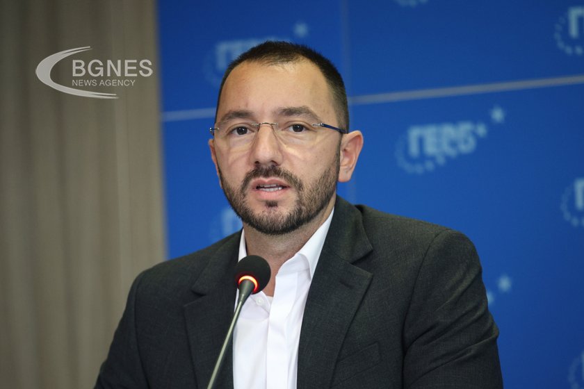 Sofia Municipal Councilor Anton Hekimyan: The largest group to form a majority to make the Sofia Metropolitan Municipal Council work