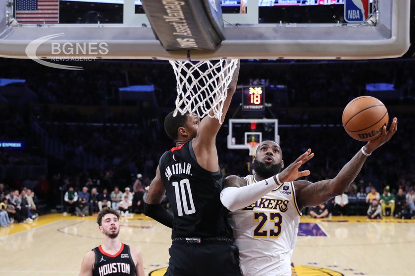 LeBron James leads the Lakers to the semifinals of the NBA In-Season Tournament