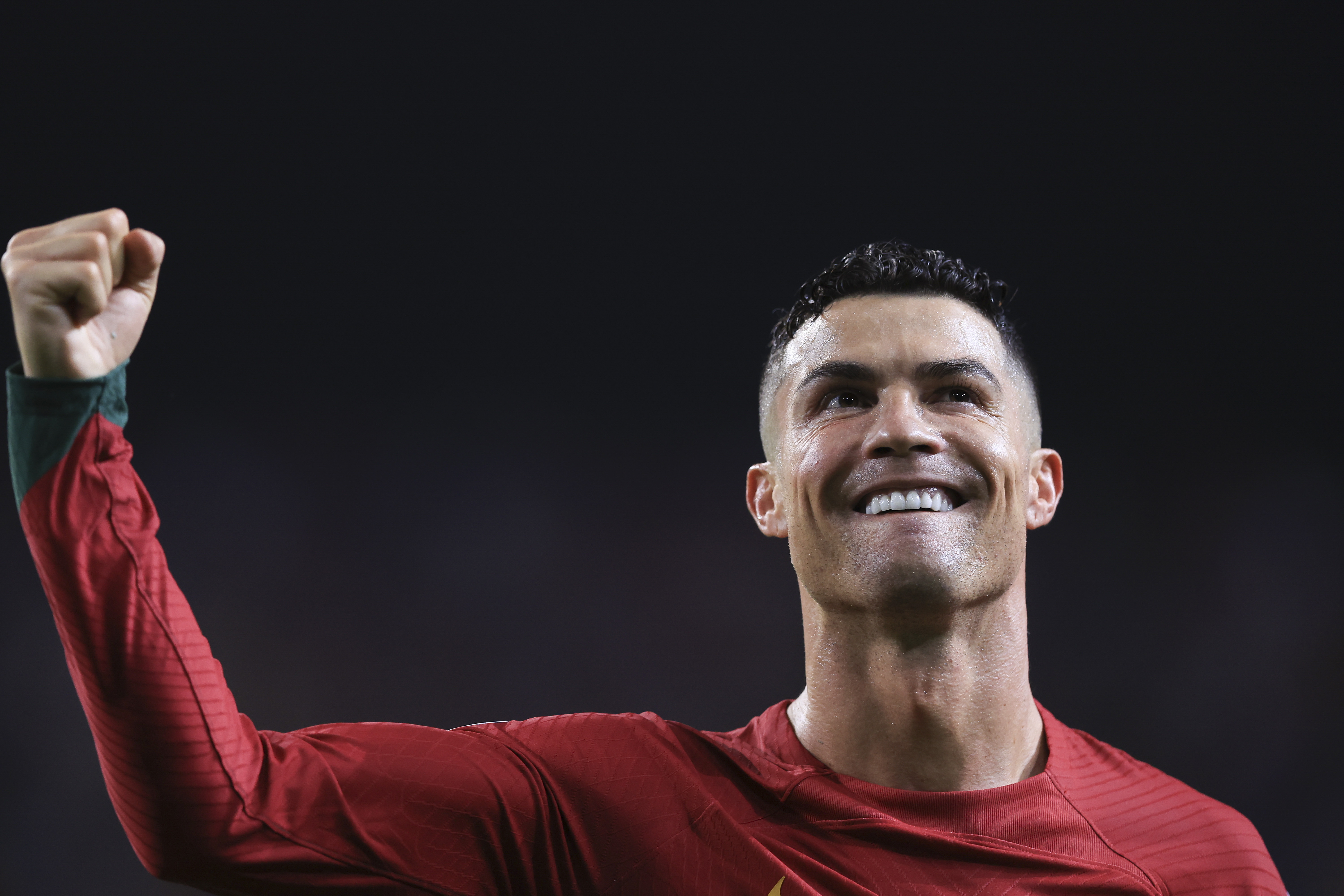 Ronaldo scored in his 1200th game in professional football
