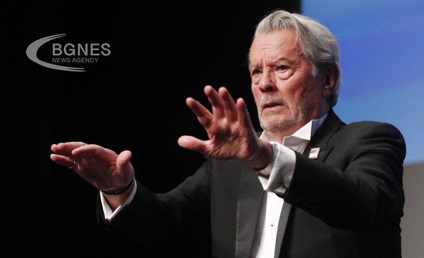 Alain Delon's children quarreled over his health