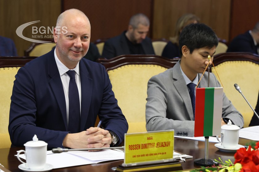 Bulgarian National Assembly President Zhelyazkov: Bulgaria and Vietnam will exchange experience in science and technology