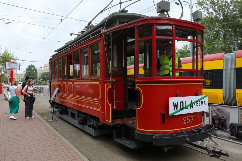 Switzerland will send dozens of trams to Ukraine