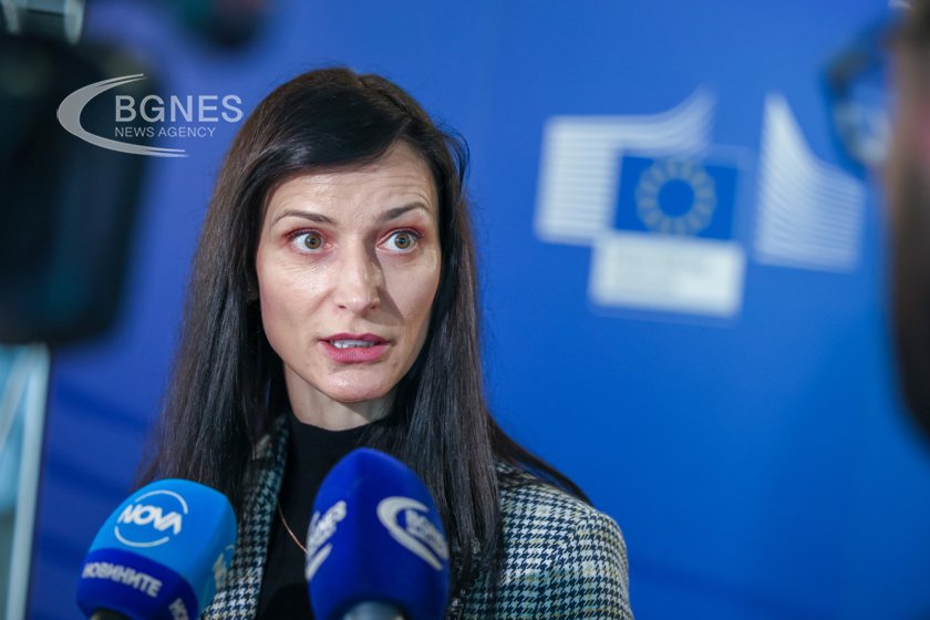 Bulgarian Deputy Prime Minister Maria Gabriel: Denkov and I analyze and evaluate the work of the ministers before the rotation