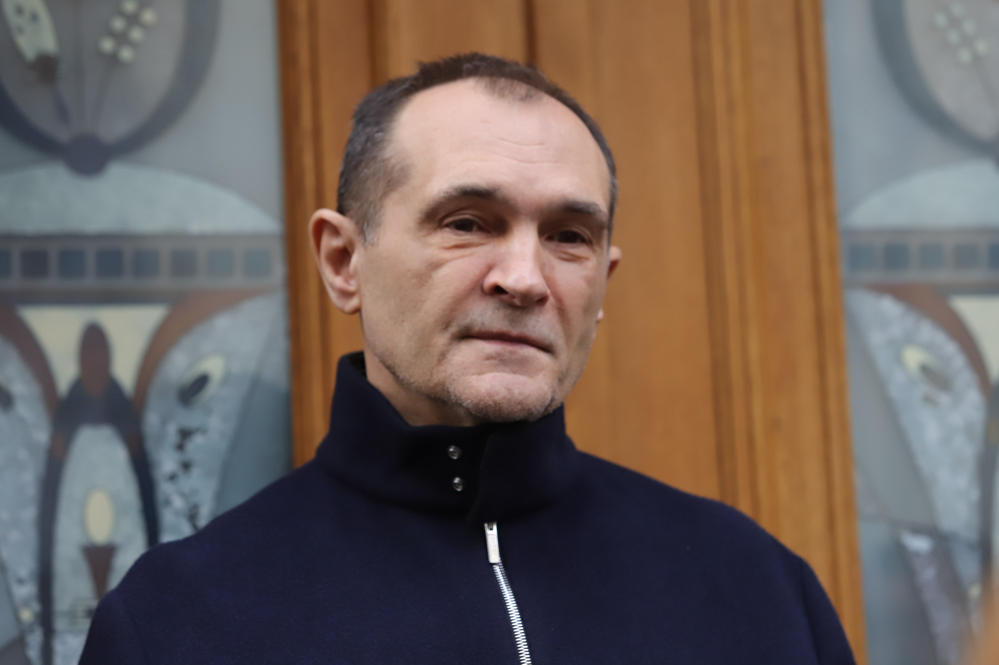 Police raid properties of the richest Bulgarian Vasil Bozhkov