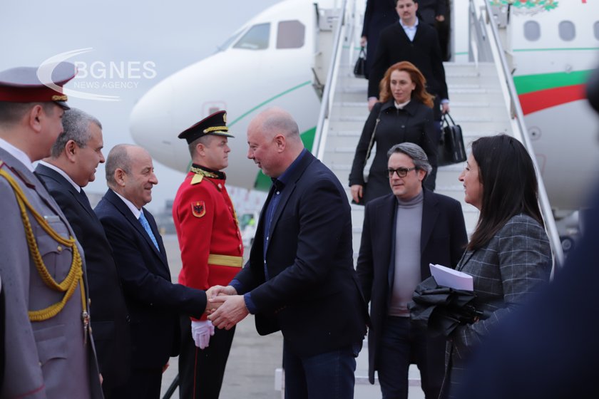 Rosen Zhelyazkov's official visit to Albania continues