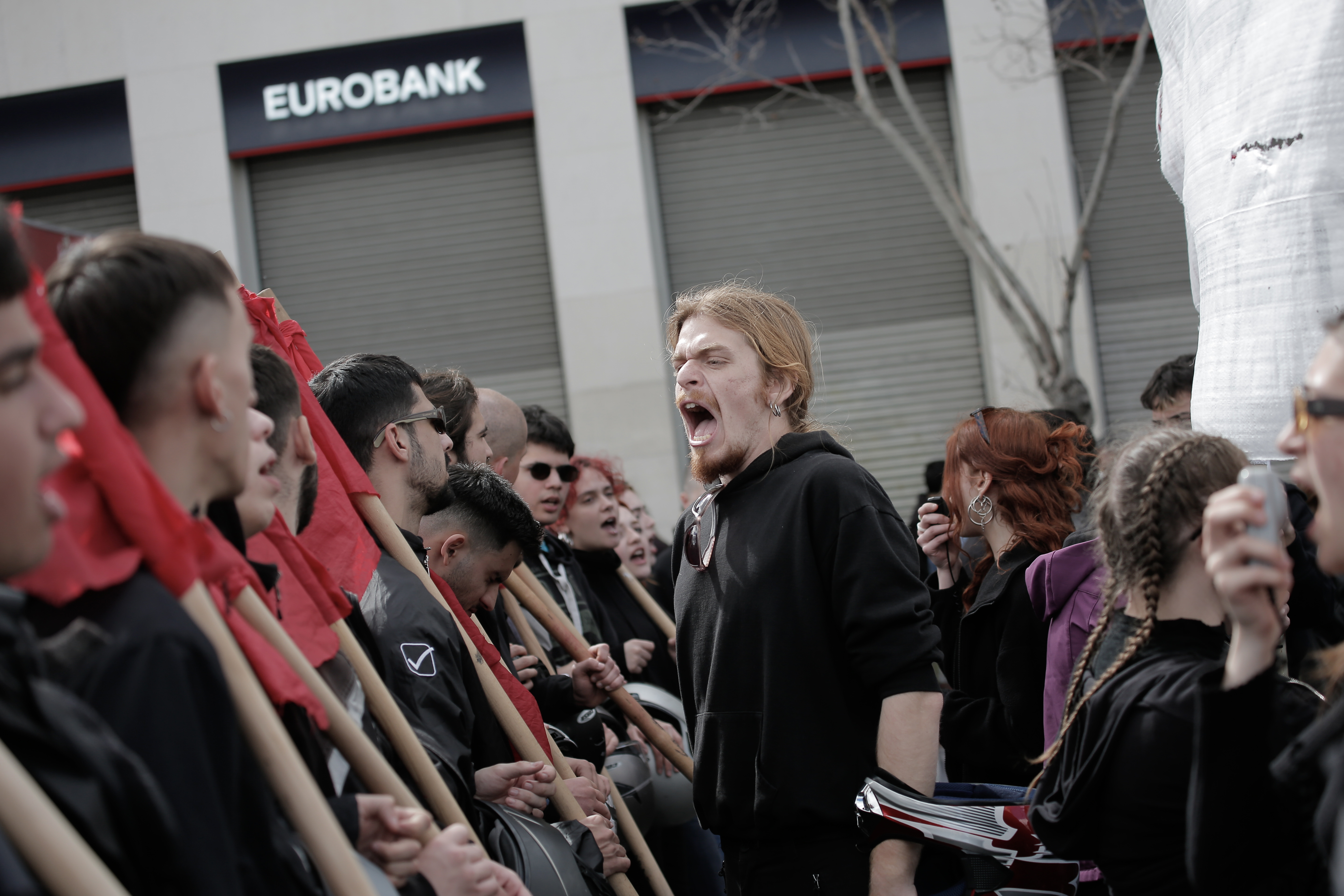 Thousands of Greek students protest against education reform