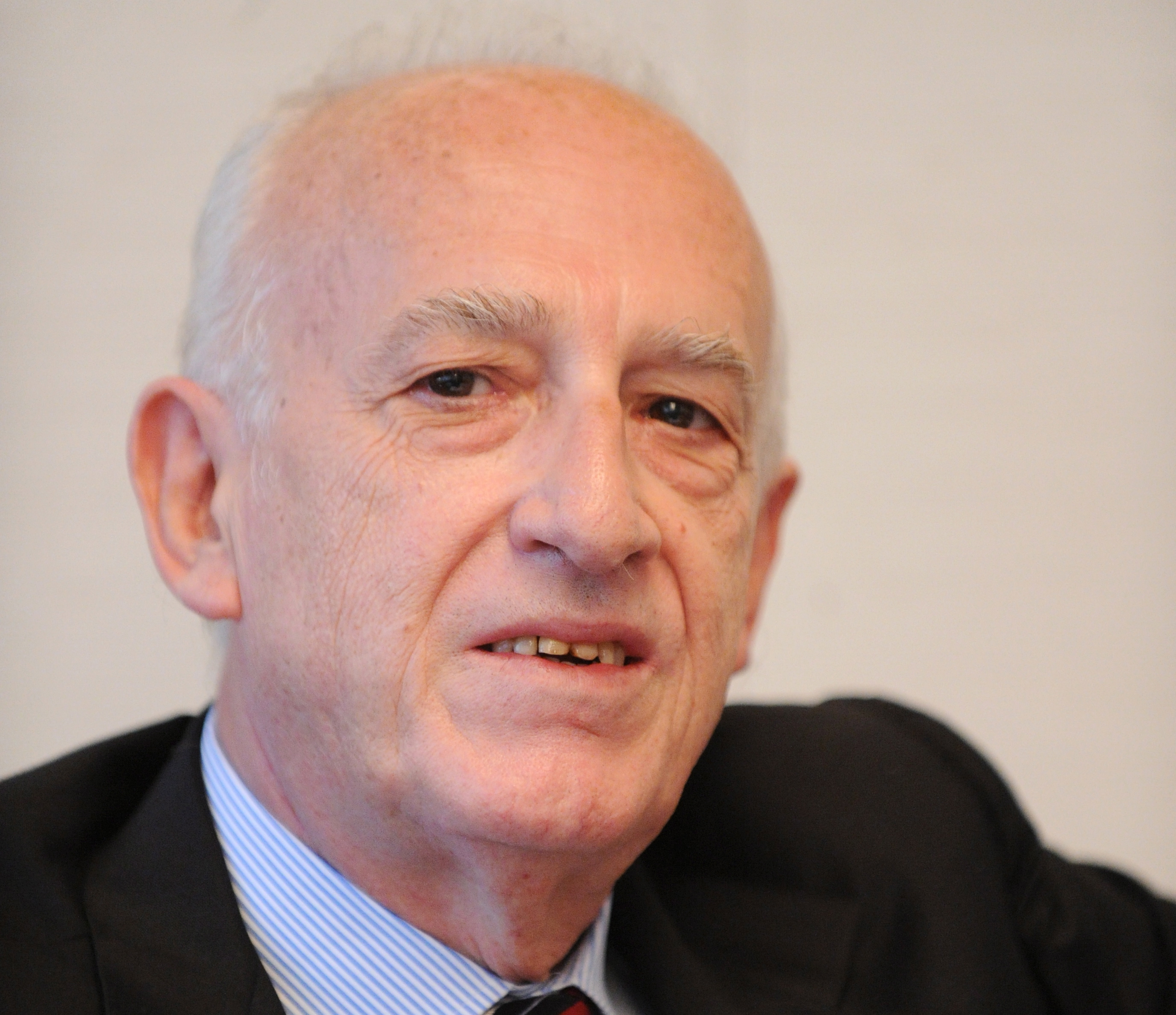 Italian pianist Maurizio Pollini dies aged 82
