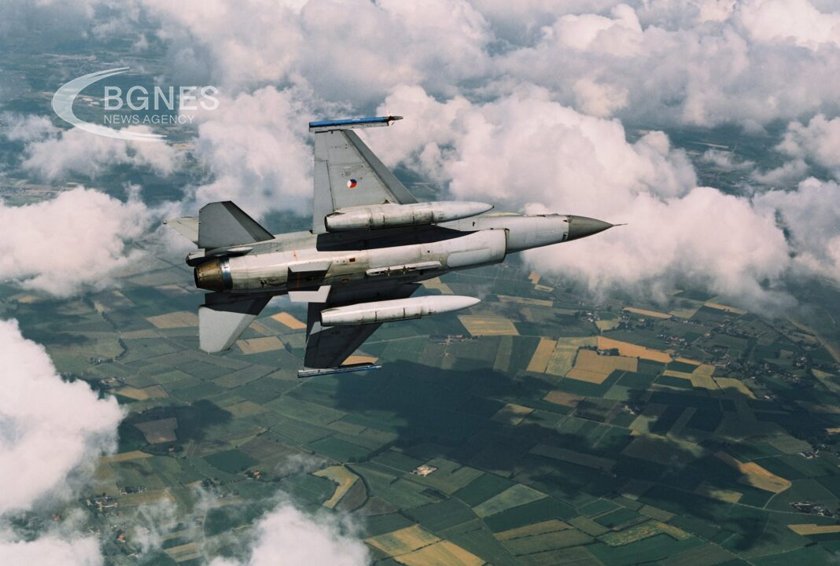 Infrastructure is a major issue for the adoption of the new F-16s