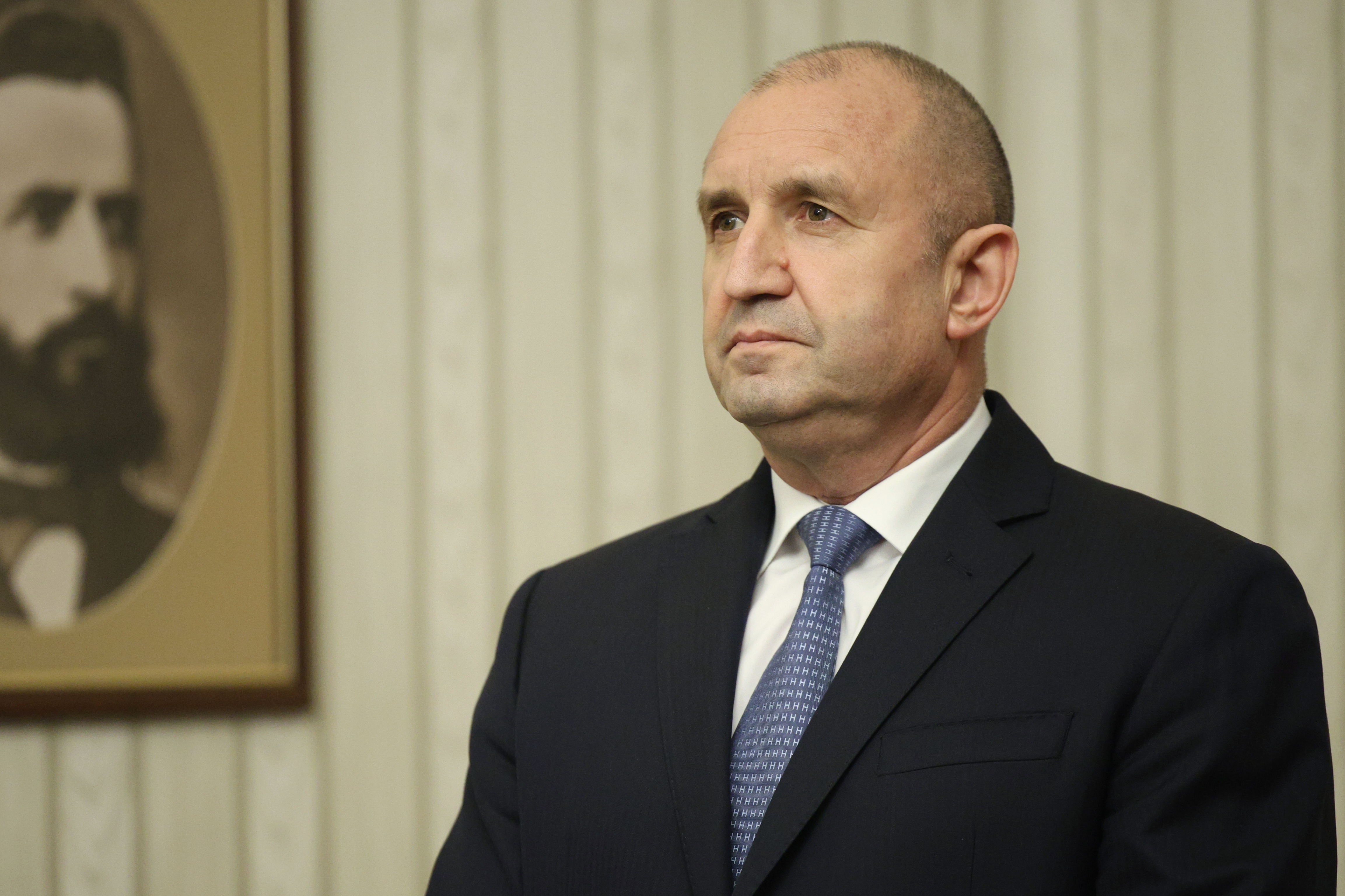 Bulgarian President to hand third mandate to form government to There Are Such People