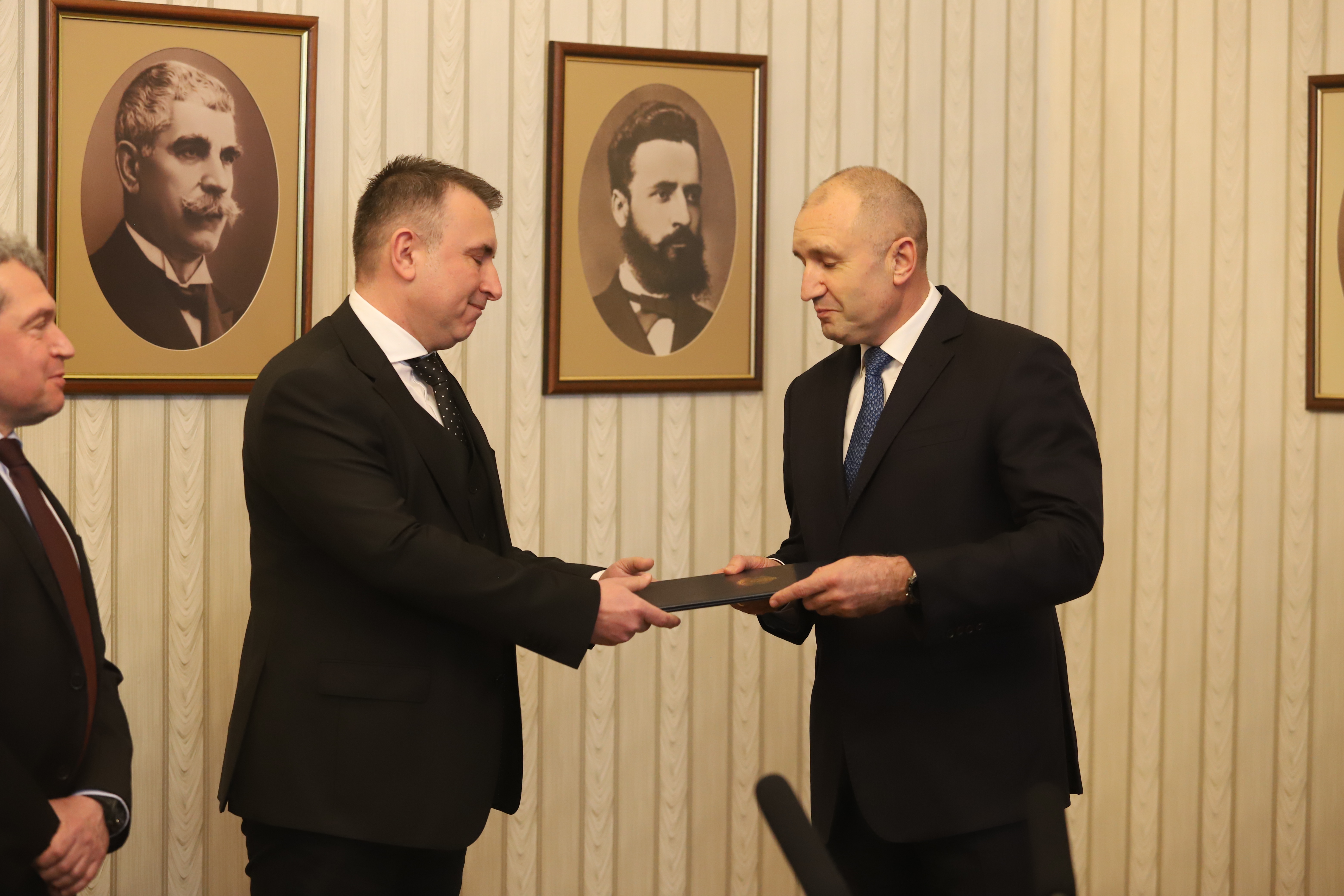 Bulgarian President Rumen Radev begins consultations for a caretaker cabinet, elections to come