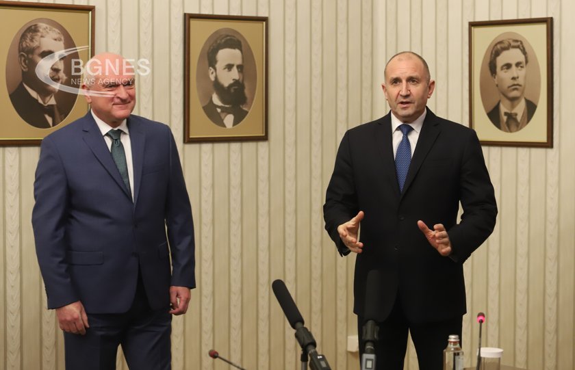 Bulgarian President Radev calls Dimitar Glavchev and the parliamentary groups on Friday morning