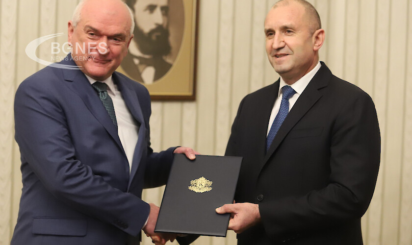 Glavchev presents the composition of his cabinet, elections 2 in 1 in June