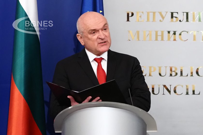 The caretaker government will accept the 2-in-1 election bill