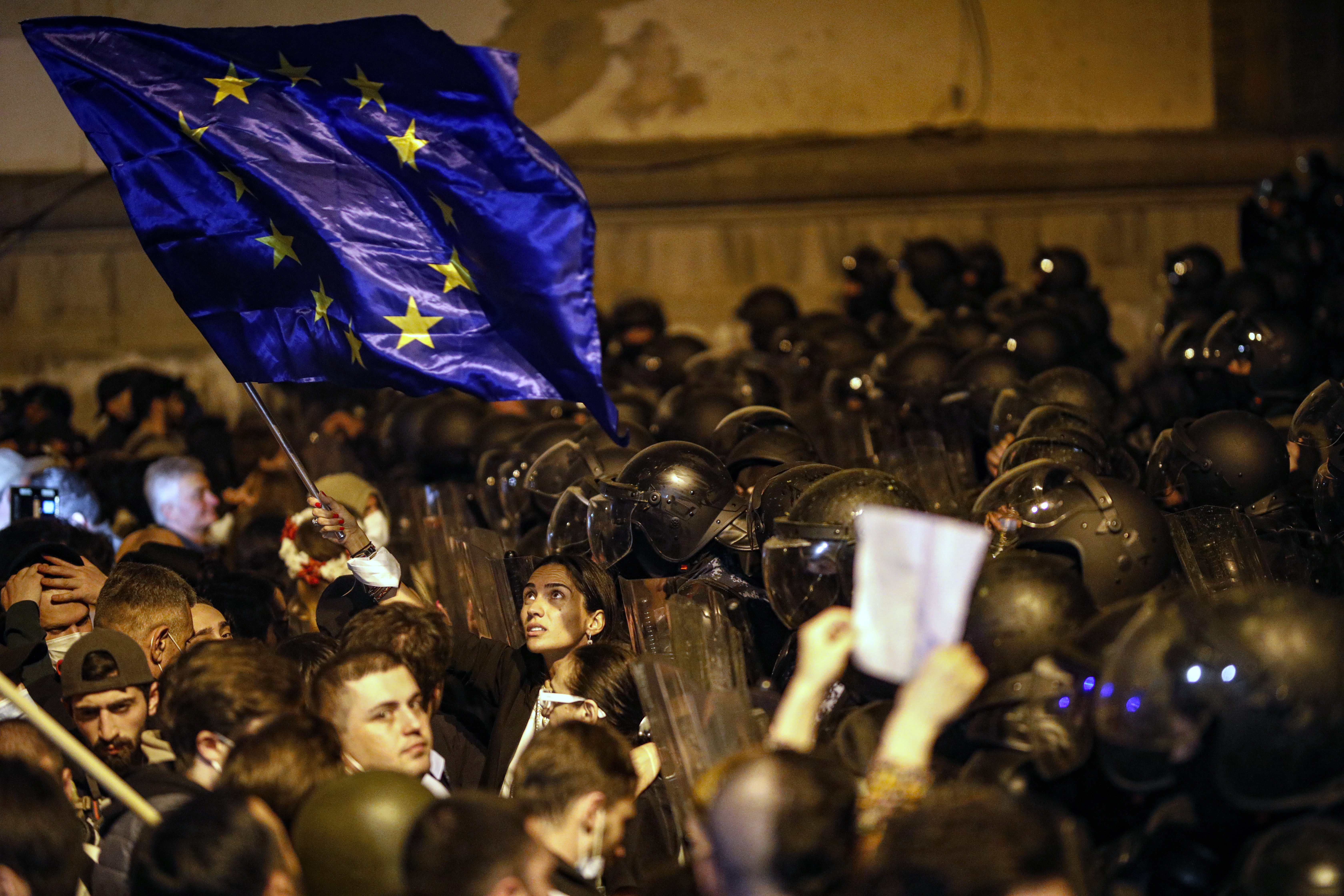 Thousands of Georgians protest against foreign influence law