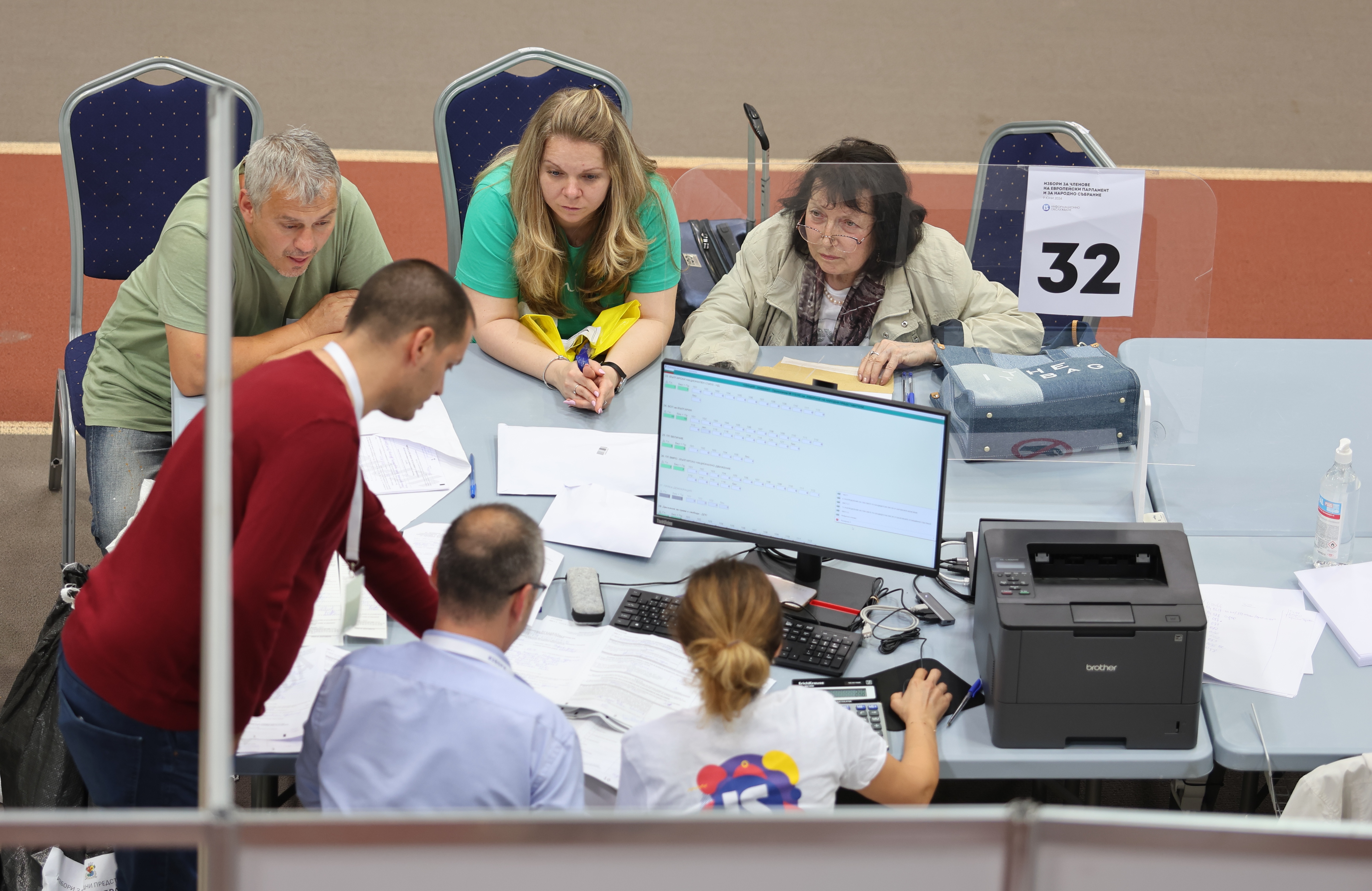 With 64.06% processed protocols in Bulgaria's Parliamentary Elections: MRF leads WCC-DB by 10 thousand votes