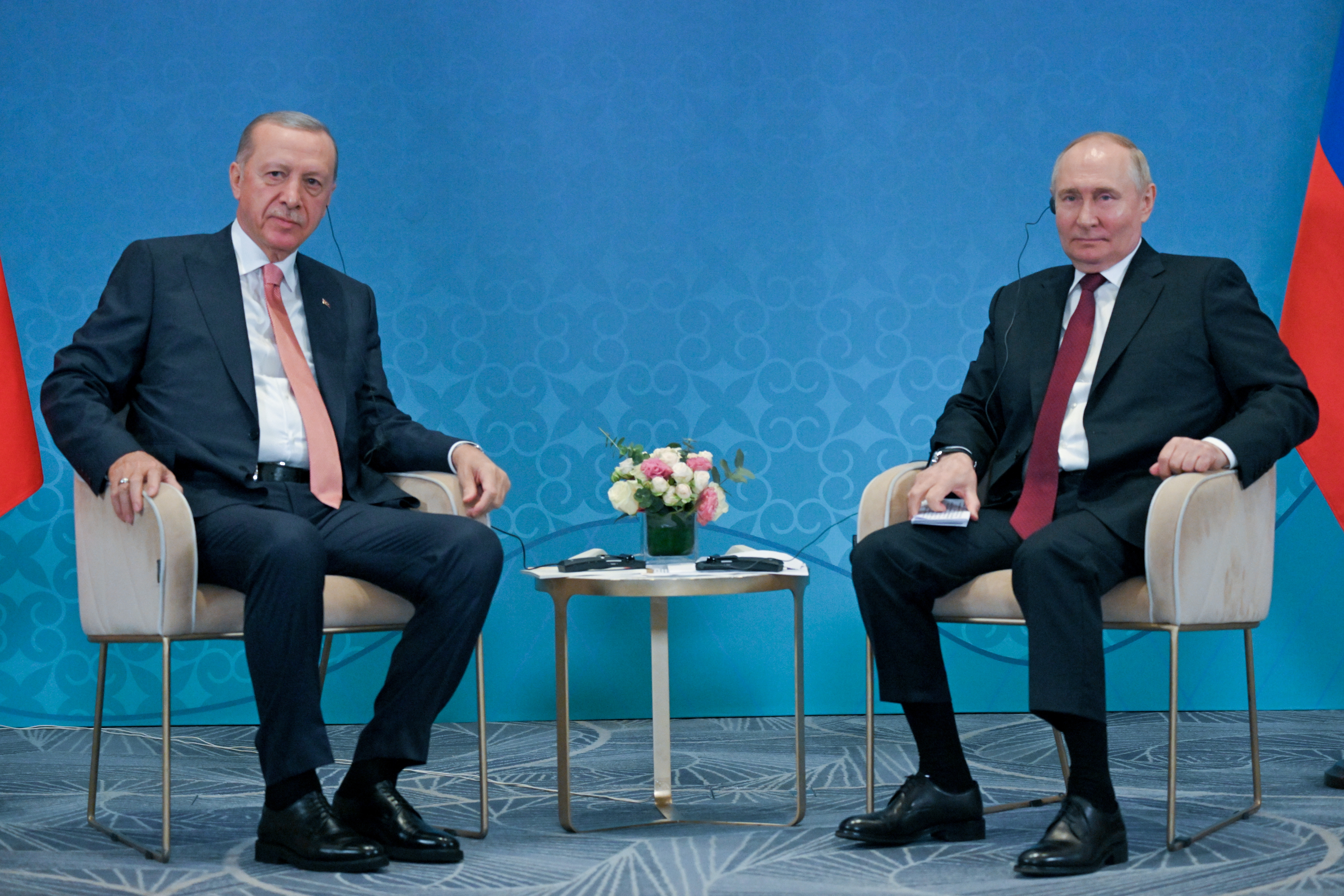 Erdogan offers to mediate end to Ukraine war, Putin refuses