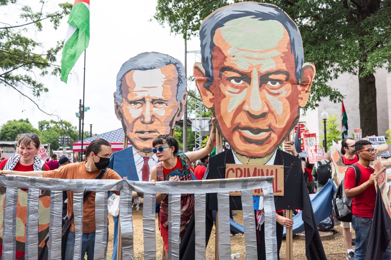 Thousands protest against Netanyahu in front of the US Capitol