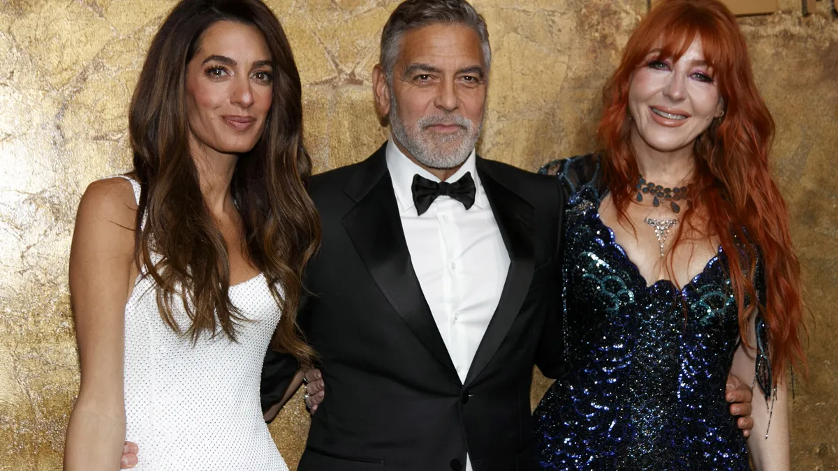 Russia bans George Clooney's foundation