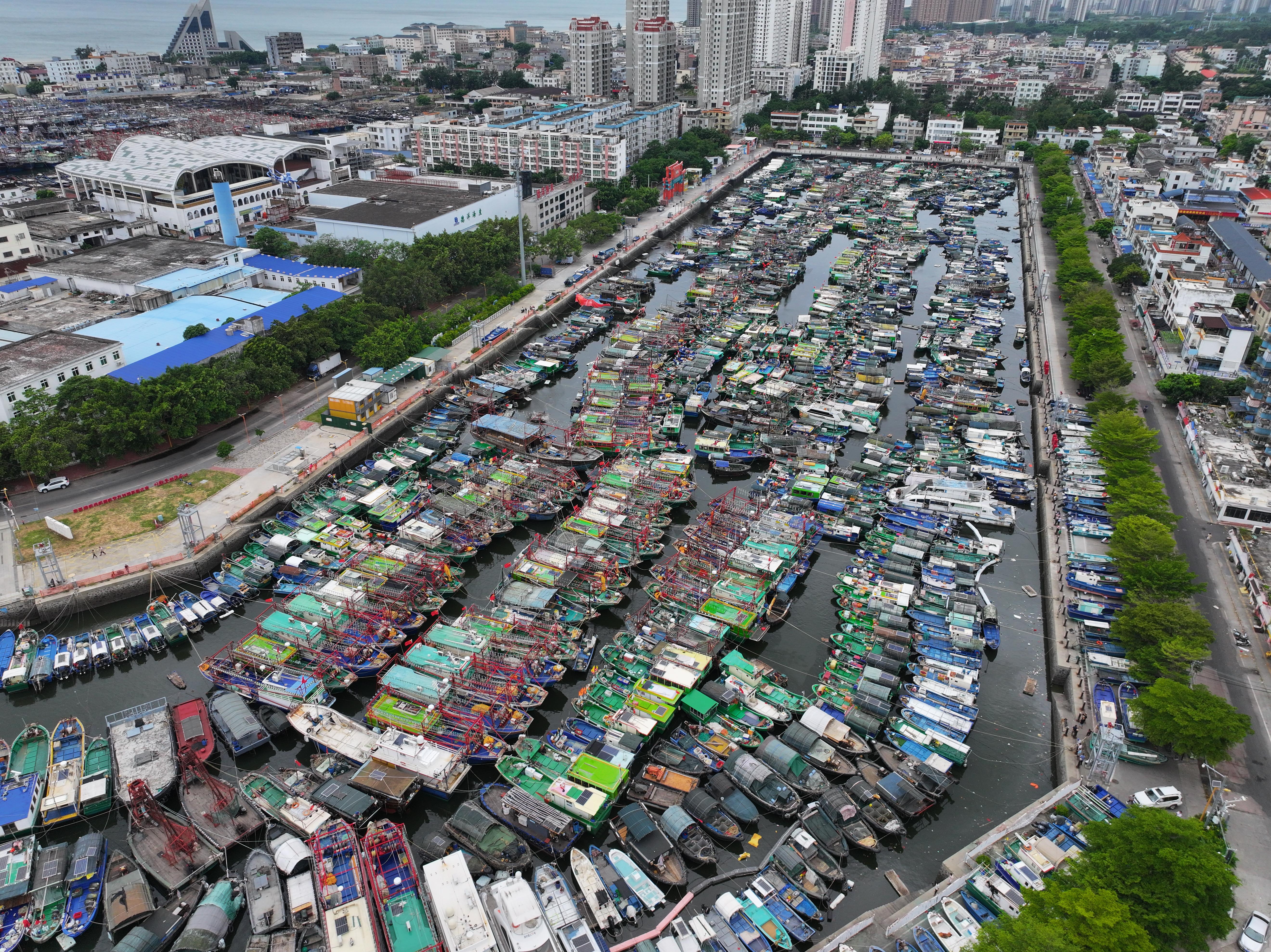 Super typhoon kills two, injures 92 in China