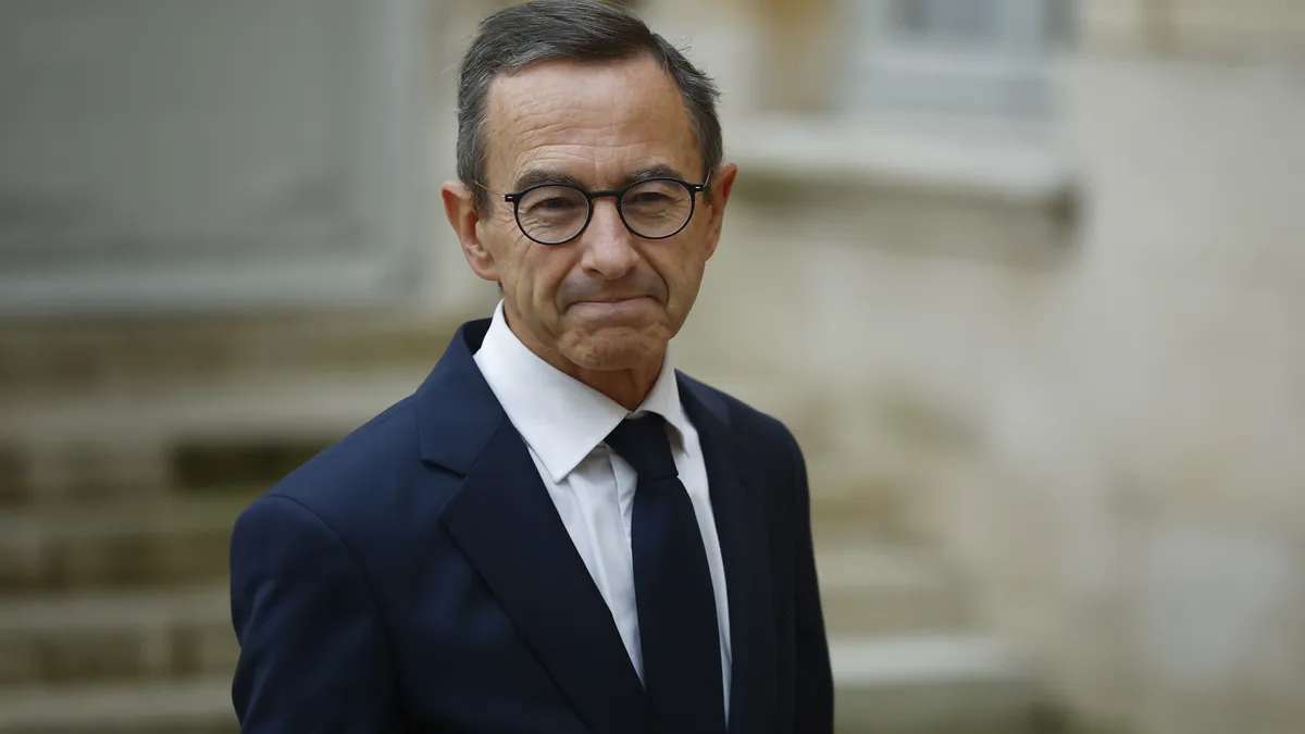 France vows new migration rules after student murder