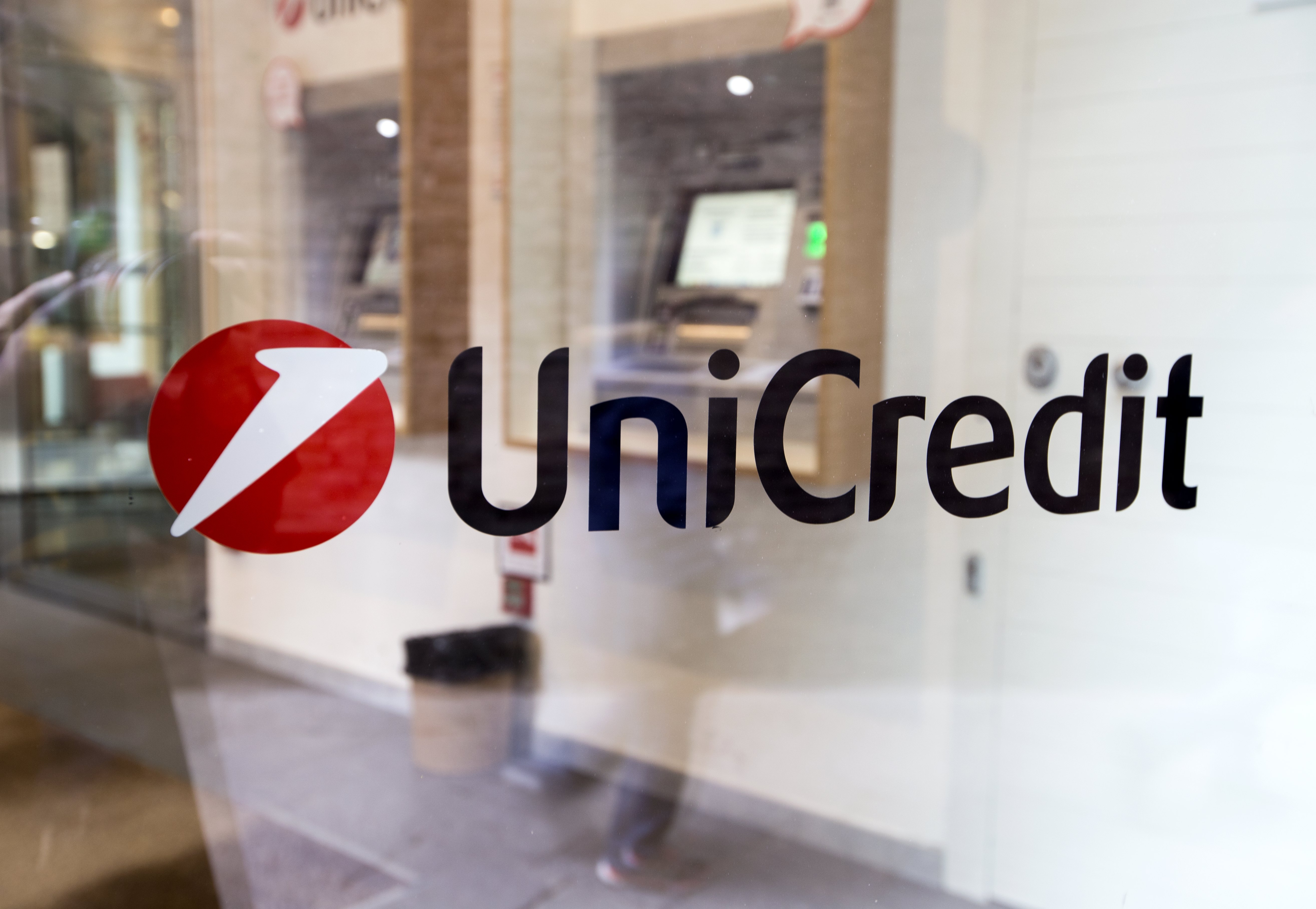 UniCredit has made an offer to acquire Banco BPM for EUR 10 billion