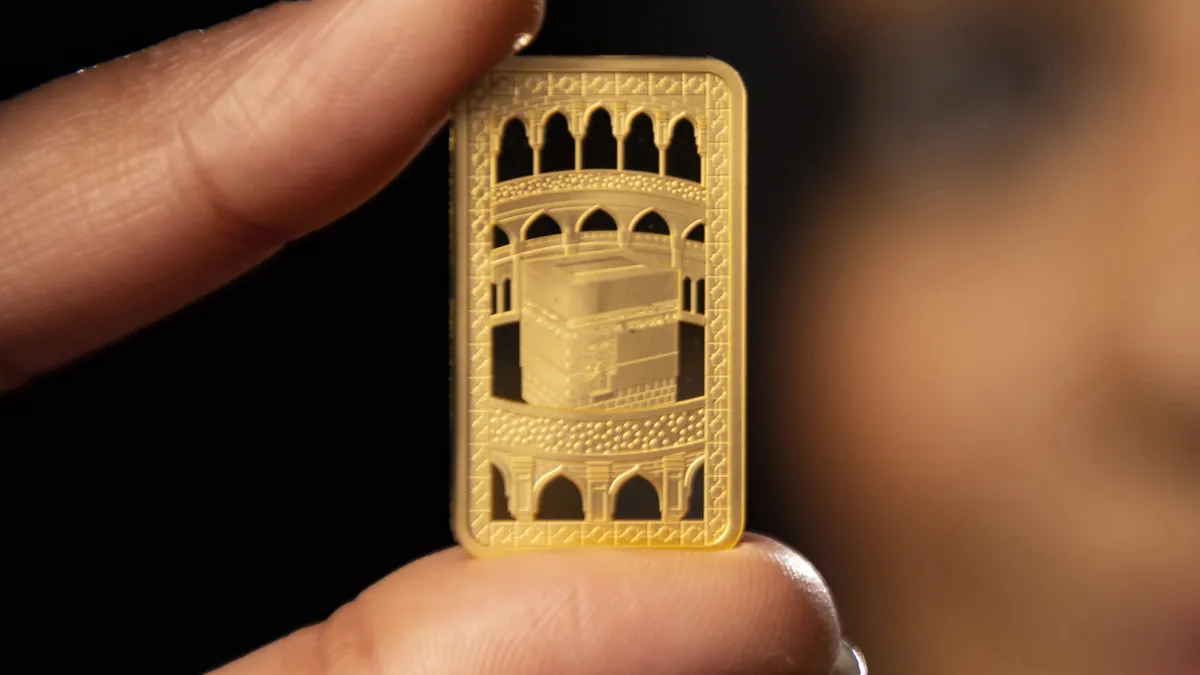 The price of gold jumped amid inflation and events in Syria