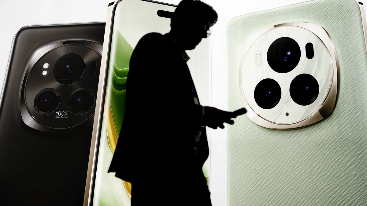 Vucic regime imports mobile communications monitoring devices