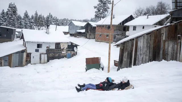 Schools shut in 7 cities in Turkey due to heavy snowfall