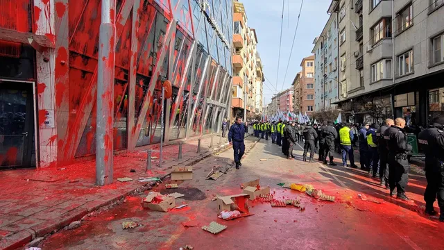 GERB strongly condemns the actions of "Revival' Party and the attack on the EC building in Sofia