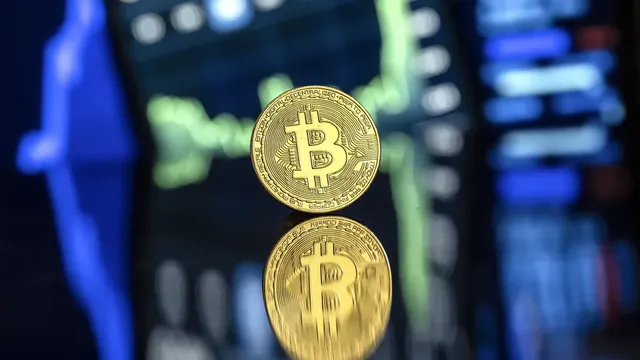 Bitcoin fell below $80,000 for the first time since November