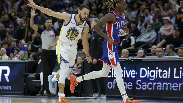 Curry erupts with 56 points to lead Golden State past Orlando