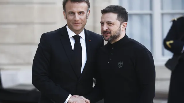 France pledges new military aid to Ukraine, Macron urges Russia to accept 30-day ceasefire 