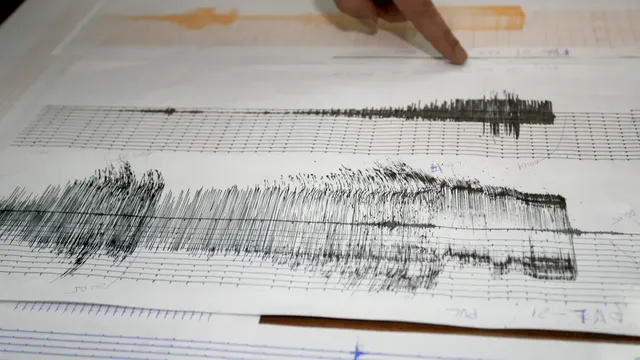 7.7 magnitude earthquake shakes Myanmar
