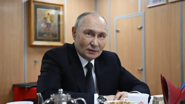 Putin proposes transitional administration in Ukraine under UN auspices