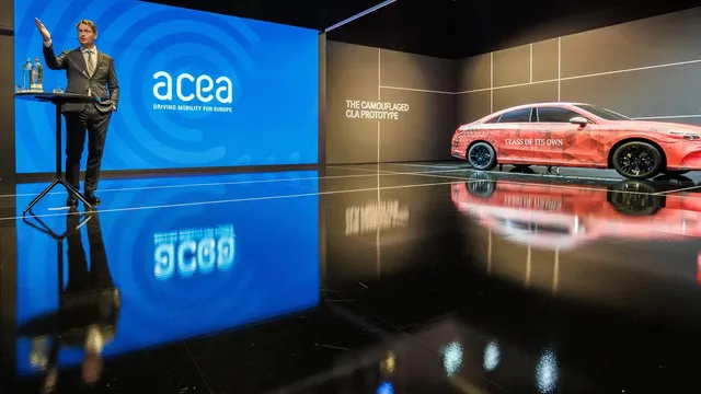 Commission fines 15 carmakers €458m for cartel involvement