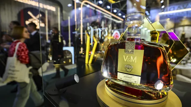China extends anti-dumping probe on EU brandy to 5 July