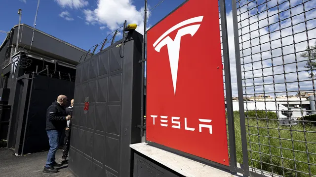 Musk's policy caused 13 percent drop in Tesla sales 