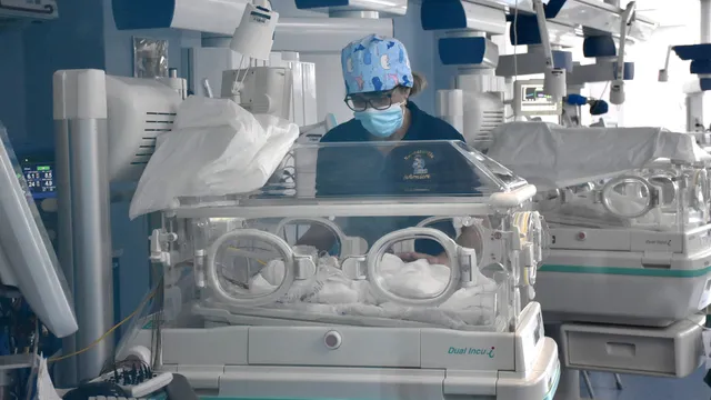 Baby girl born in UK after uterus transplant