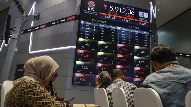 Stock markets in Europe and Asia rose slightly on 8 April 