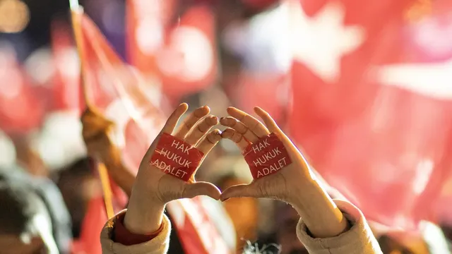 New large-scale protests in Istanbul and Ankara