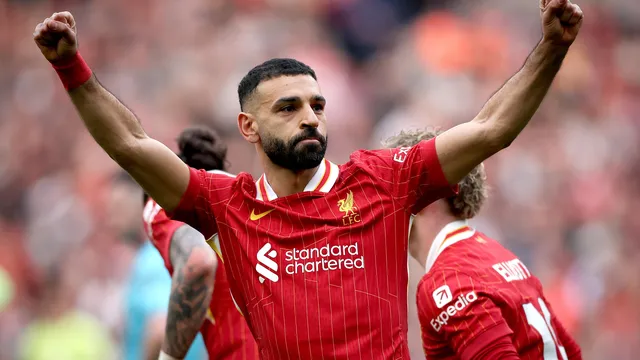 Salah ends speculation by penning new Liverpool contract until 2027