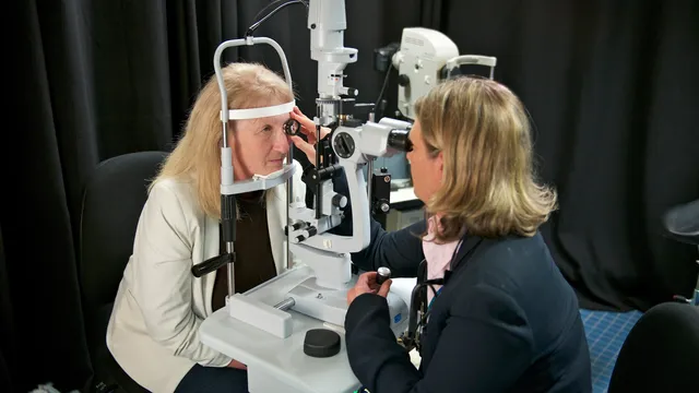 Gold nanoparticles give new hope for vision restoration