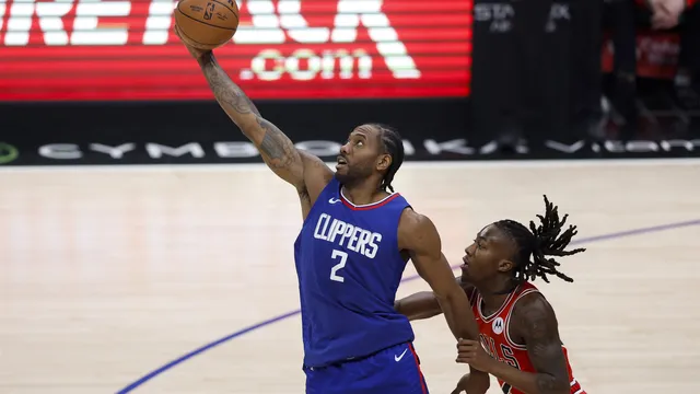 Clippers tie series with Denver, Detroit with first playoff win since 2008