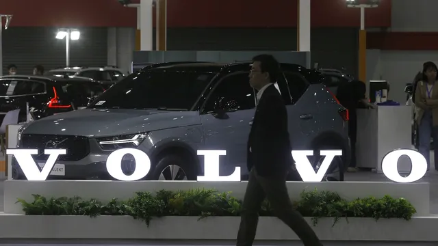 Volvo reported a drop in profits amid continued uncertainty over tariffs