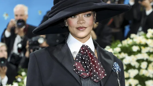 Rihanna reveals her third pregnancy on Met Gala night