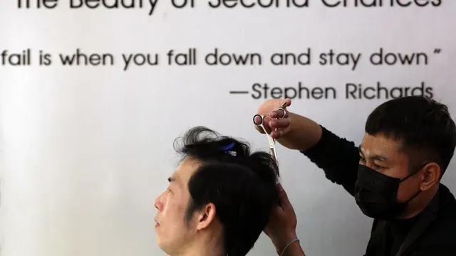 EU warns of suicidal thoughts caused by hair loss medication
