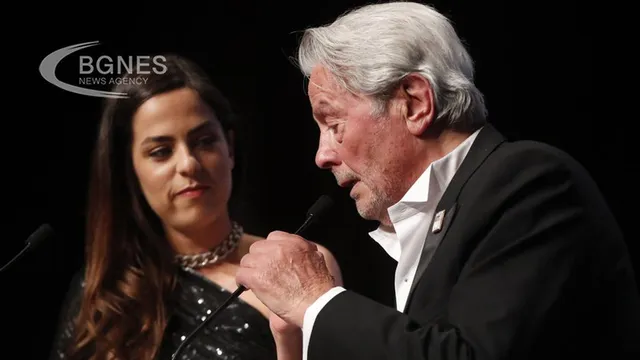 Anouchka Delon is the beneficiary of Alain Delon's second will. Her brother Anthony is "extremely hurt" by the news.