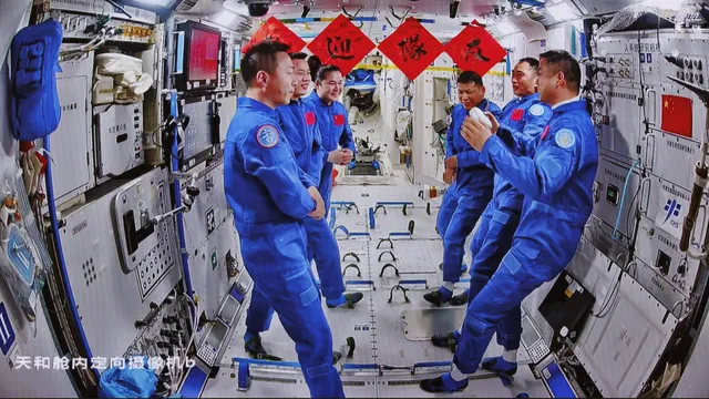 China discovers previously unknown microbe on its space station